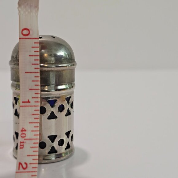 APEX - Vintage EPNS Cobalt Glass Insert Salt Shaker, Single - Picture 6 of 6